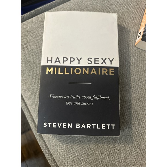 The Unbranded Brand Other - Happy Sexy Millionaire - Paperback - GOOD